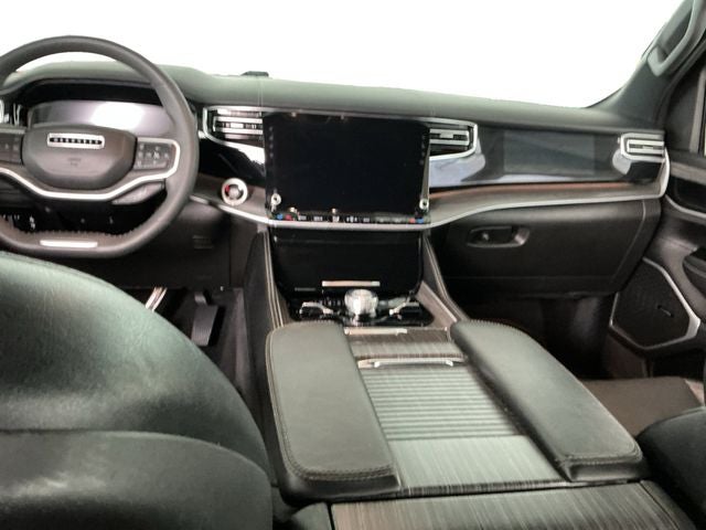 2023 Jeep Wagoneer Series II