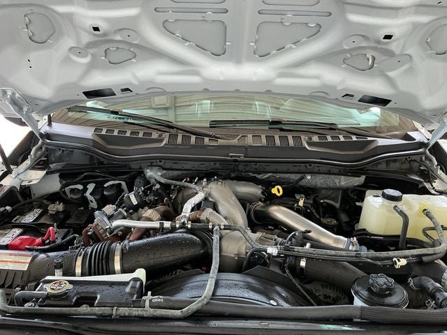 2022 Ford Super Duty F-600 DRW XLT