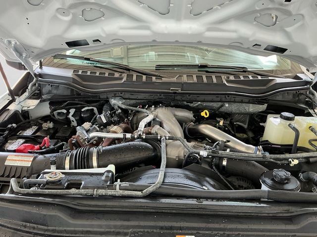 2022 Ford Super Duty F-600 DRW XLT