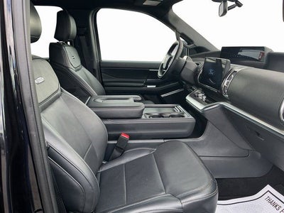 2025 Ford Expedition Platinum Stealth Package