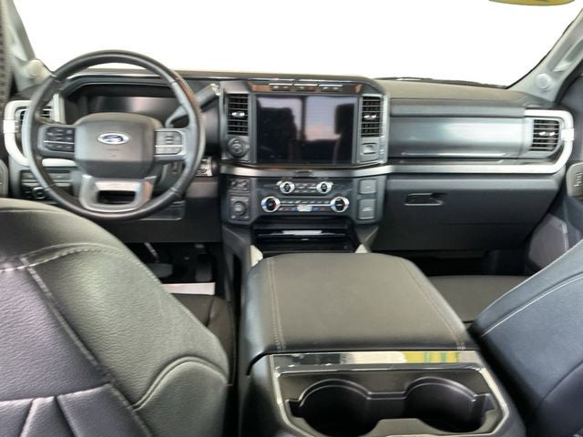 2023 Ford Super Duty Lariat