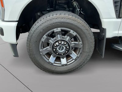 2023 Ford Super Duty Lariat