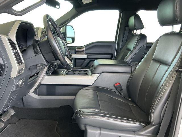 2022 Ford F-350SD Lariat