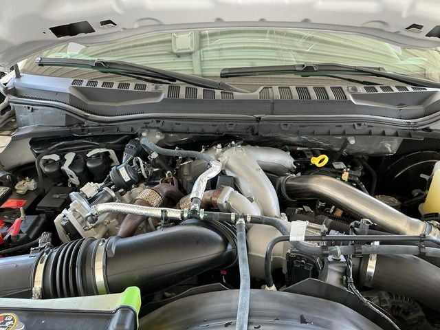 2022 Ford F-350SD Lariat