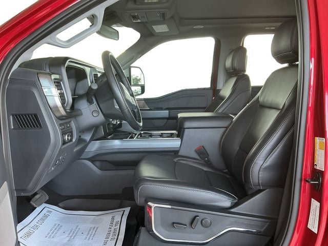 2024 Ford Super Duty F-350 DRW Pickup LARIAT