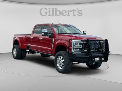 2024 Ford Super Duty F-350 DRW Pickup LARIAT