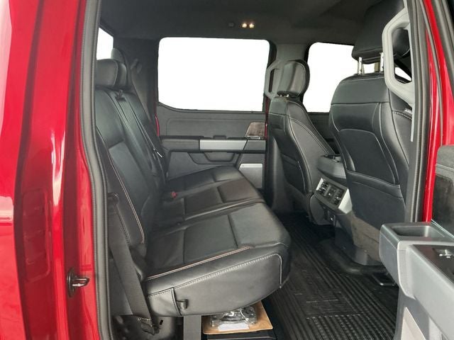 2023 Ford Super Duty F-350 DRW Pickup Lariat DRW
