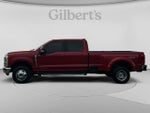 2023 Ford Super Duty F-350 DRW Pickup Lariat DRW