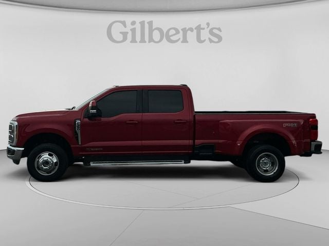 2023 Ford Super Duty F-350 DRW Pickup Lariat DRW