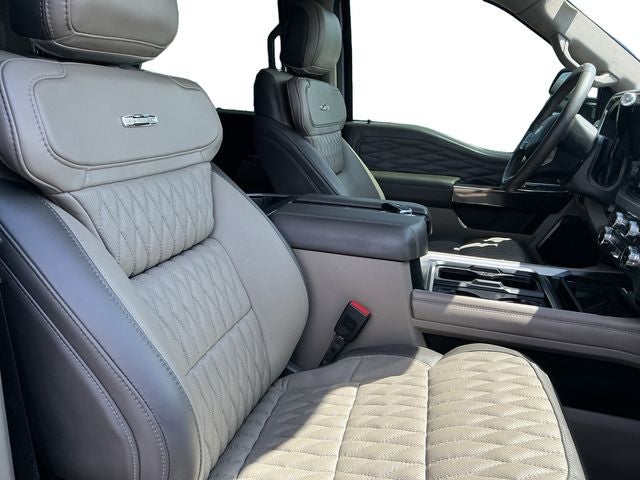 2025 Ford Super Duty Platinum DRW