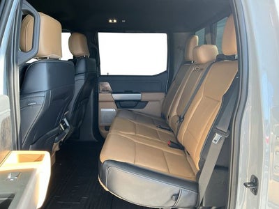 2025 Ford Super Duty F-450 Pickup Lariat DRW