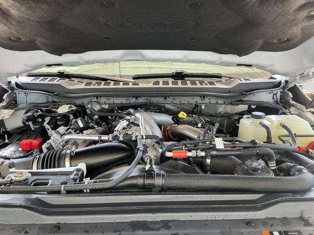 2025 Ford Super Duty F-450 Pickup Lariat DRW