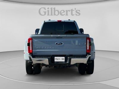 2025 Ford Super Duty F-450 Pickup Lariat DRW
