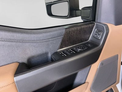 2025 Ford Super Duty F-450 Pickup Lariat DRW