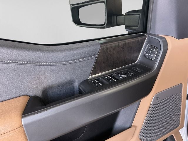 2025 Ford Super Duty F-450 Pickup Lariat DRW