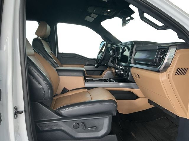 2025 Ford Super Duty F-450 Pickup Lariat DRW