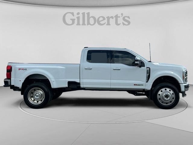 2025 Ford Super Duty F-450 Pickup Lariat DRW