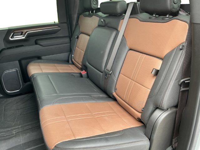 2024 Chevrolet Silverado 3500HD High Country