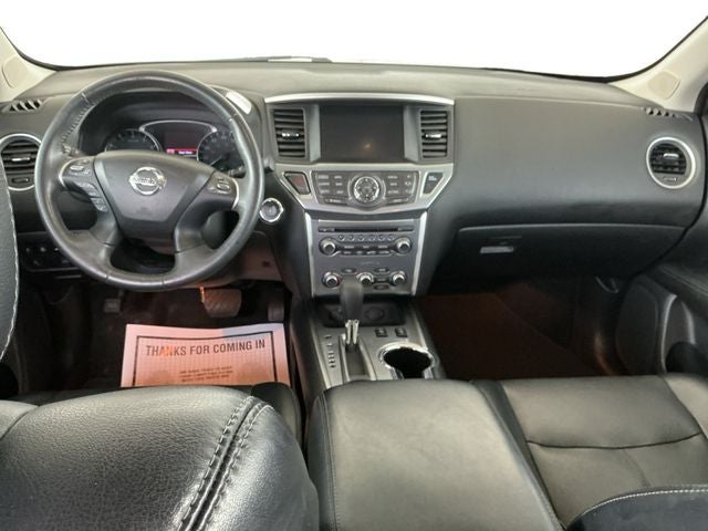 2017 Nissan Pathfinder SL