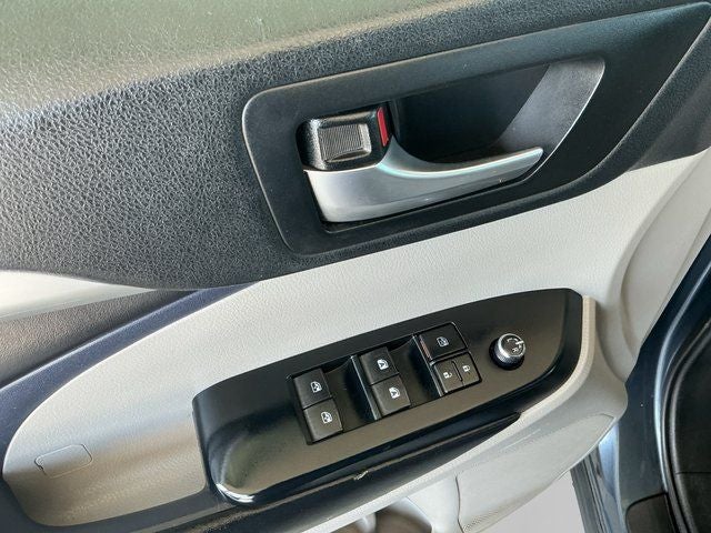 2019 Toyota Highlander Base