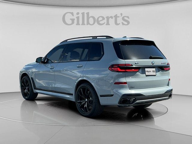 2025 BMW X7 M60i
