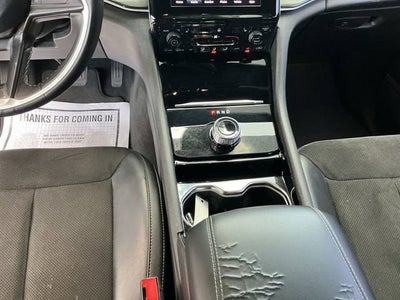 2022 Jeep Grand Cherokee L Altitude 4x2