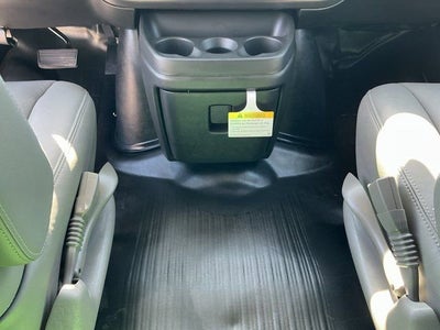 2025 Chevrolet Express Passenger 1LS