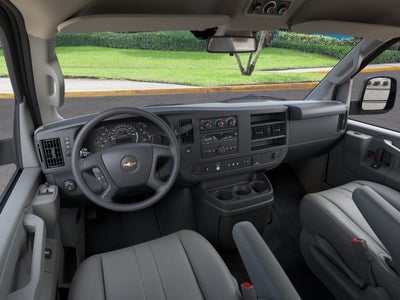 2025 Chevrolet Express Passenger 1LS