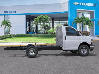 2025 Chevrolet Express Cutaway 3500 1WT