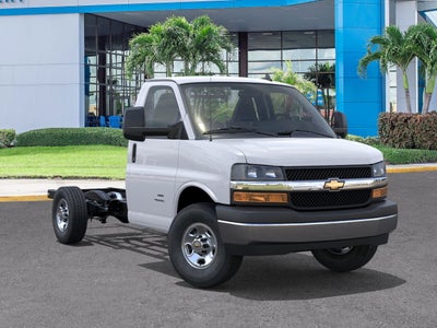 2025 Chevrolet Express Cutaway 3500 1WT