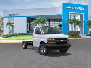 2025 Chevrolet Express Cutaway 3500 1WT