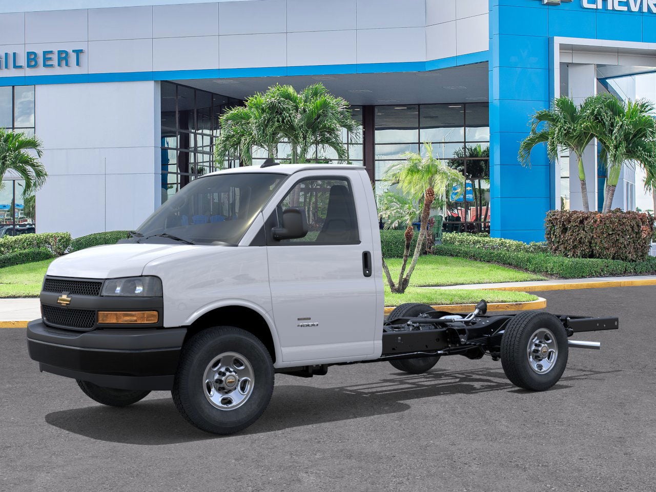 2025 Chevrolet Express Cutaway 3500 1WT