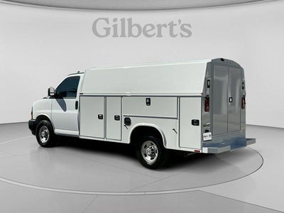 2025 Chevrolet Express Cutaway 3500 1WT
