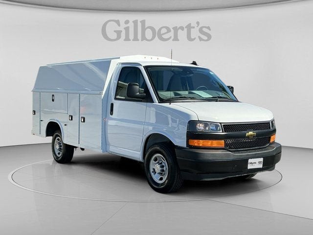 2025 Chevrolet Express Cutaway 3500 1WT