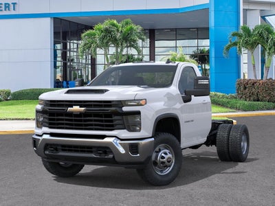 2025 Chevrolet Silverado 3500 HD Chassis Cab Work Truck