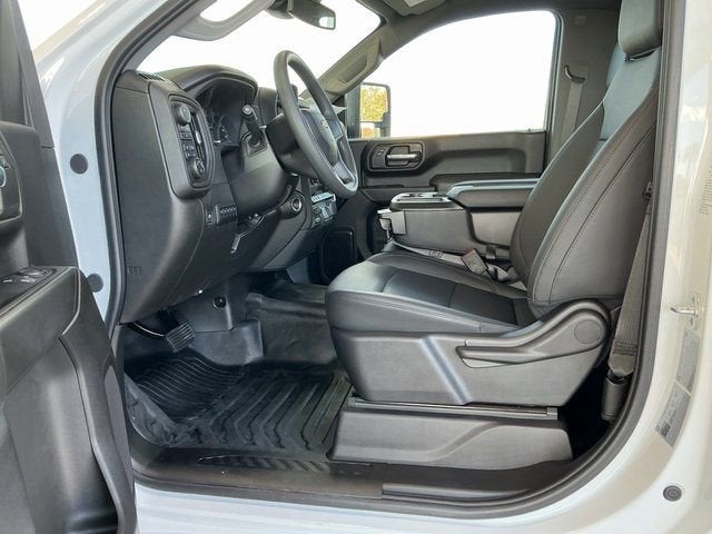 2025 Chevrolet Silverado 3500 HD WT