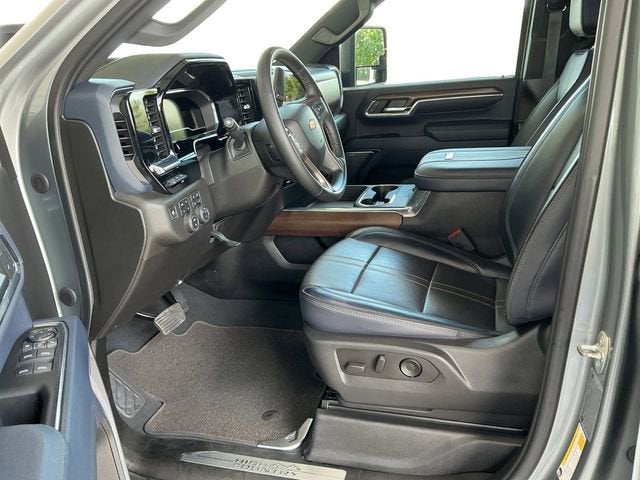 2024 Chevrolet Silverado 2500 HD High Country