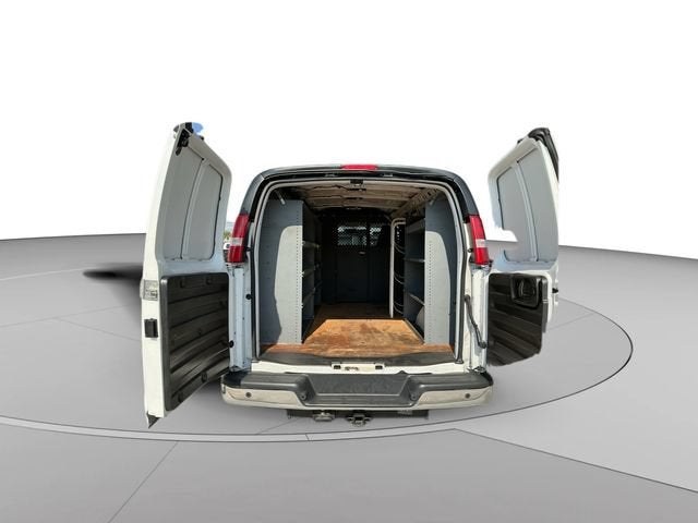 2022 Chevrolet Express Cargo 2500 WT
