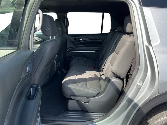 2024 Chevrolet Traverse LS - Photo 16