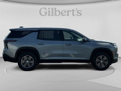 2024 Chevrolet Traverse LS