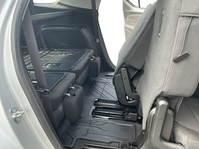2019 Chevrolet Traverse LS - Photo 18