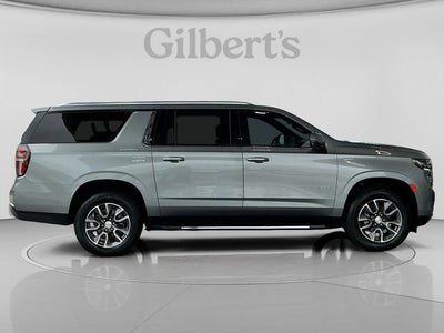 2024 Chevrolet Suburban LT