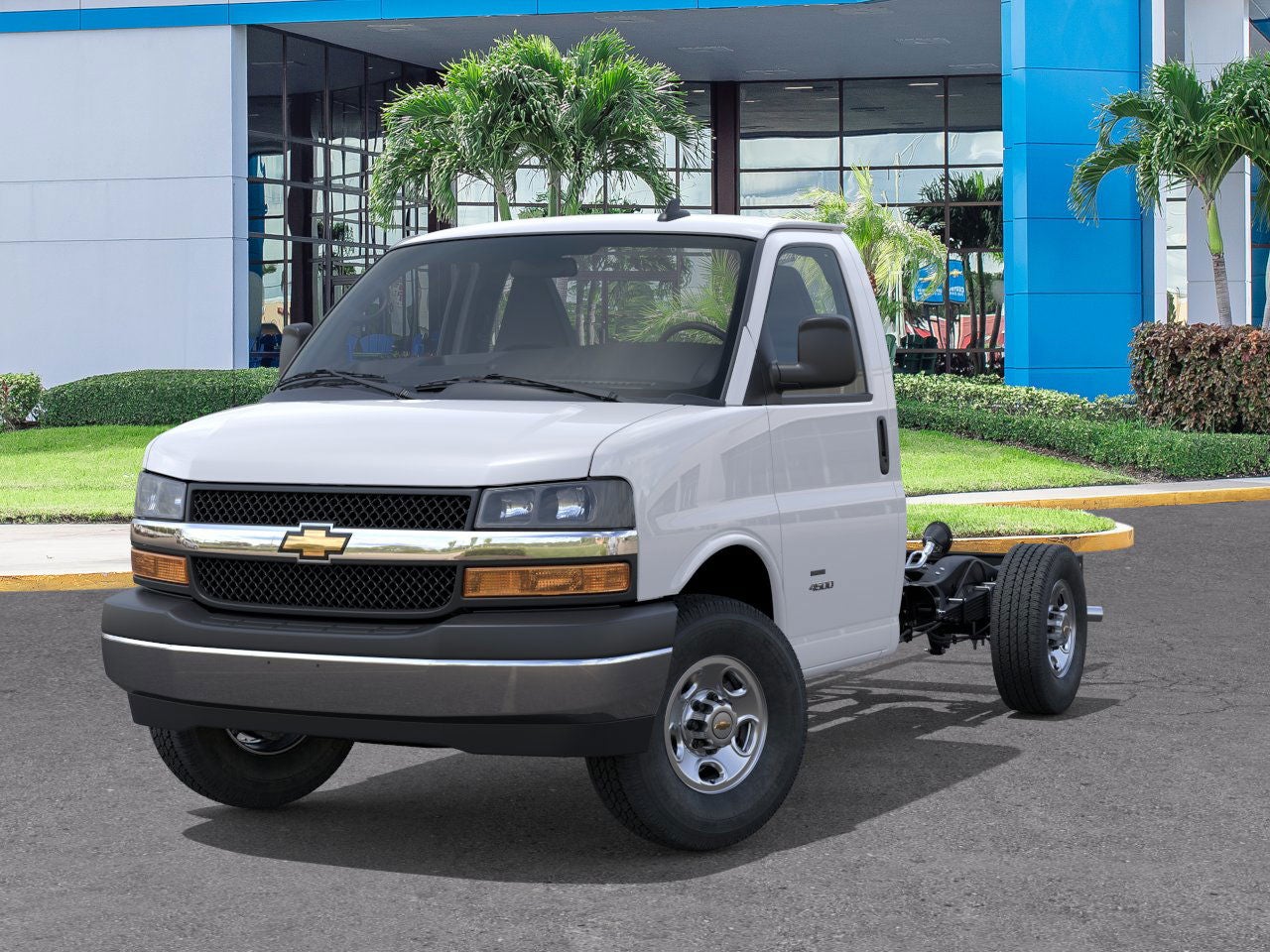 2025 Chevrolet Express Cutaway 3500 1WT