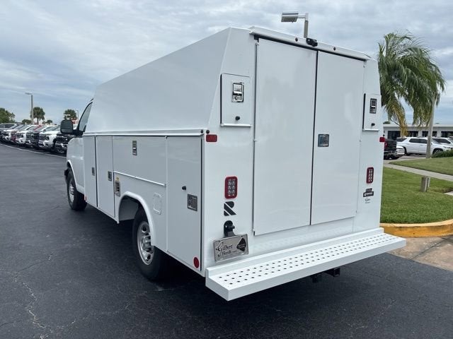 2025 Chevrolet Express Cutaway 3500 1WT