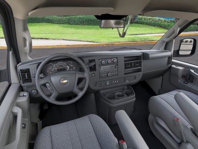 2025 Chevrolet Express Cutaway 3500 1WT