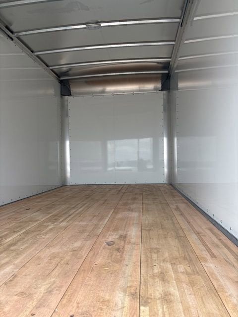 2024 Chevrolet Silverado 5500 HD Work Truck