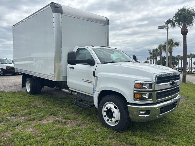 2024 Chevrolet Silverado 5500 HD Work Truck