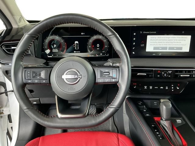 2025 Nissan Kicks SR FWD