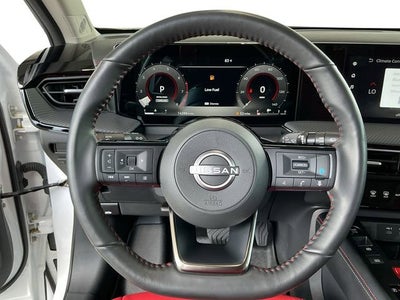 2025 Nissan Kicks SR FWD