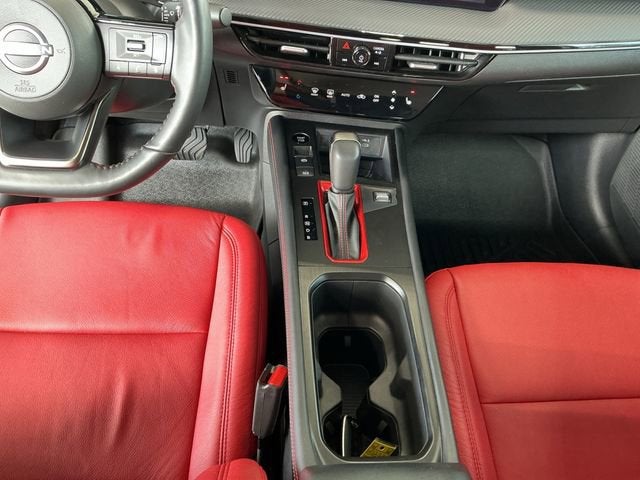 2025 Nissan Kicks SR FWD